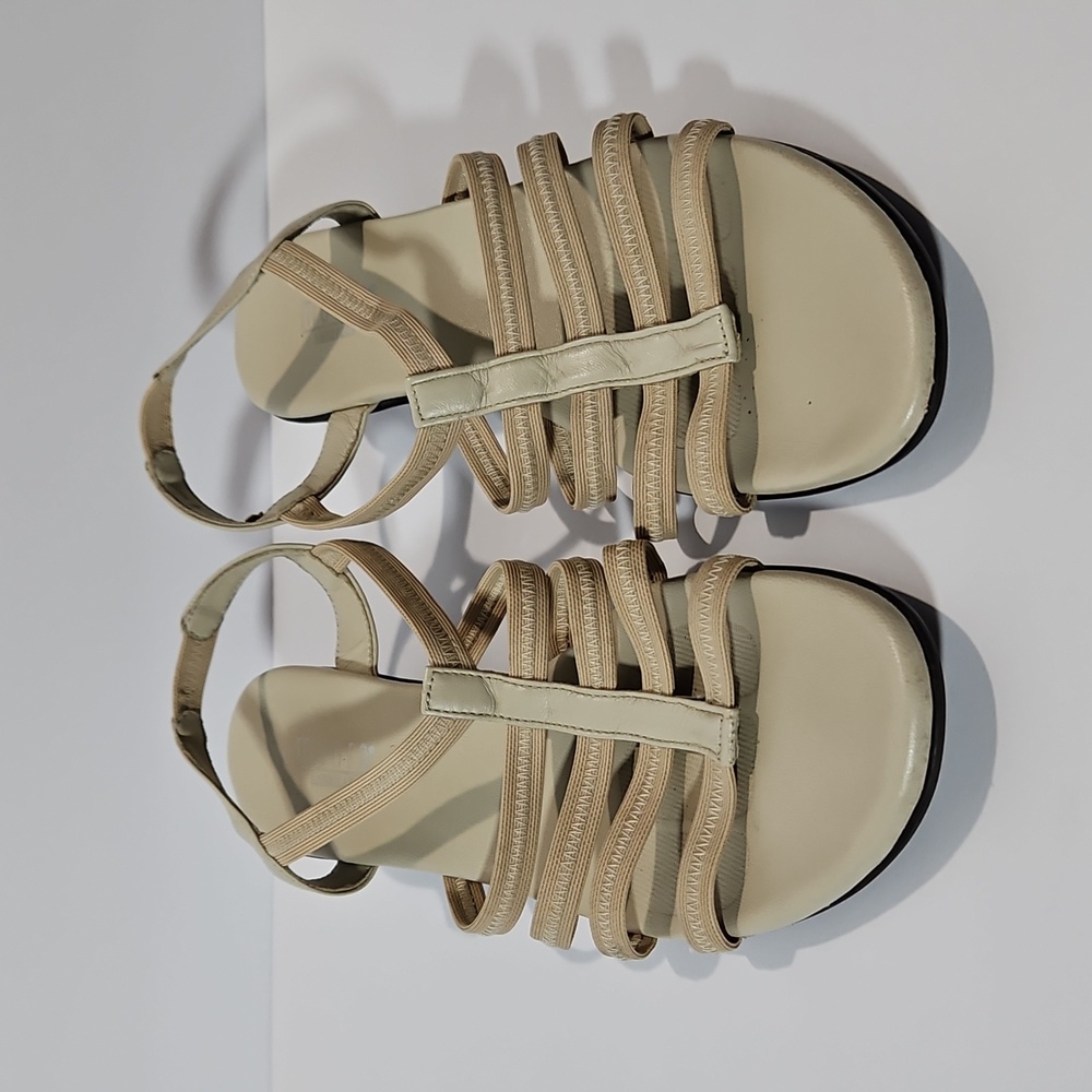 Munro American Bev Sandals Beige Tan Combo 9.5 - Picture 2 of 7